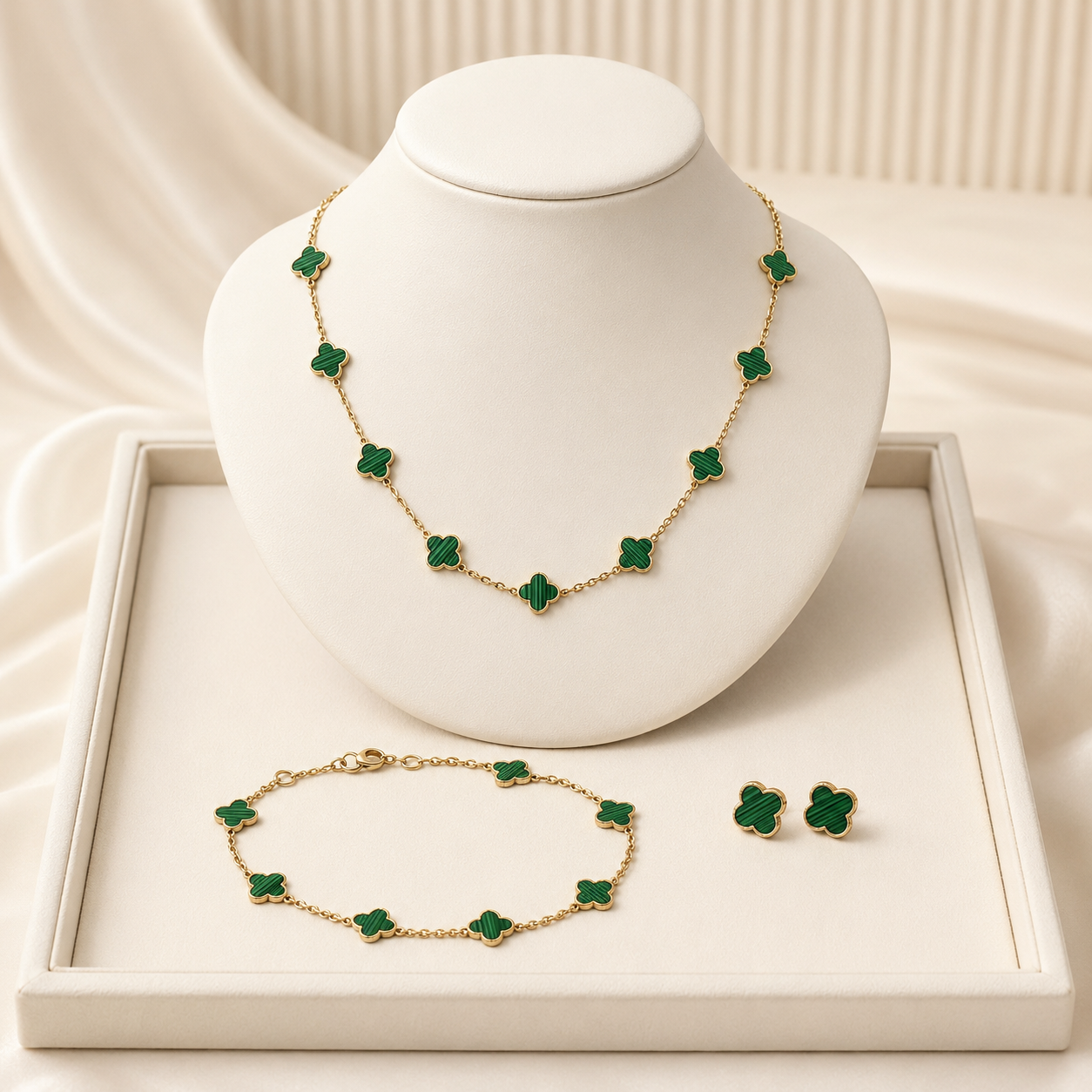 Green Clover Jewelry Set